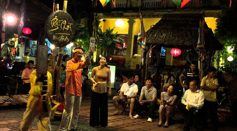 Bịt mắt đập niêu